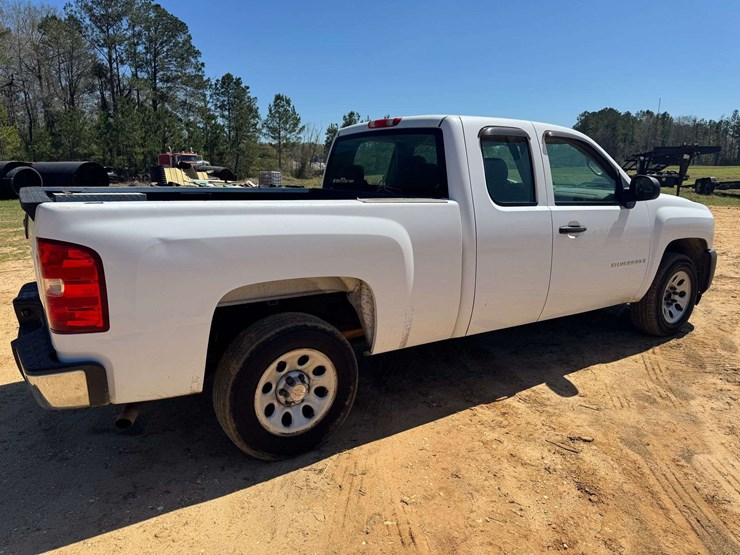 2008-chevrolet-silverado-1500-image-3