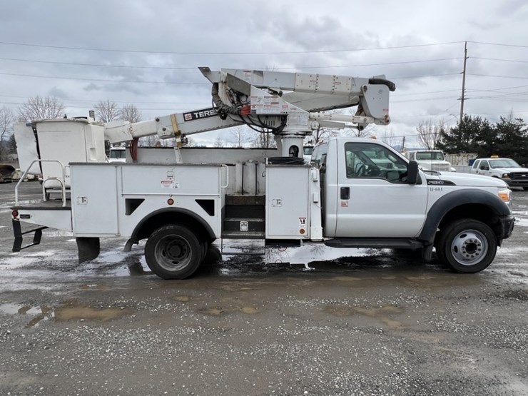 2012-ford-f550-image-3