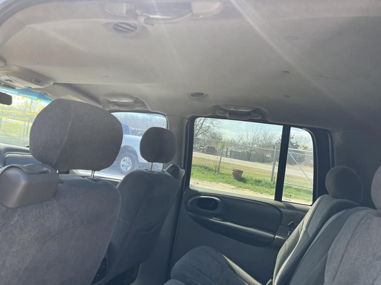 2004-chevrolet-trailblazer-image-9