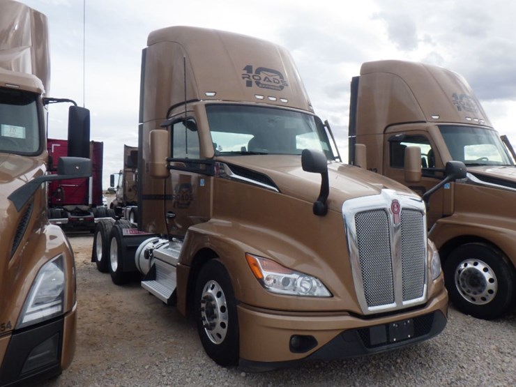 2023-kenworth-t680-image-3
