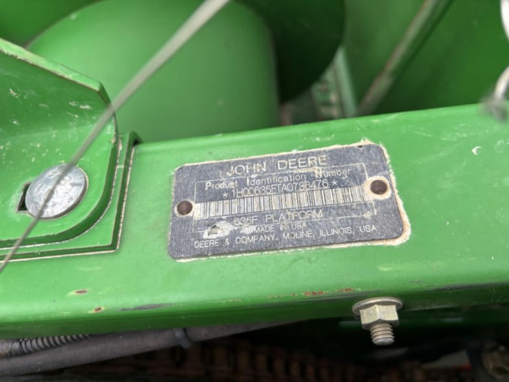 2010-john-deere-635f-image-2