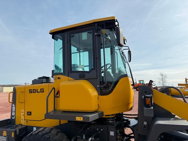 2022-sdlg-l918f-image-12