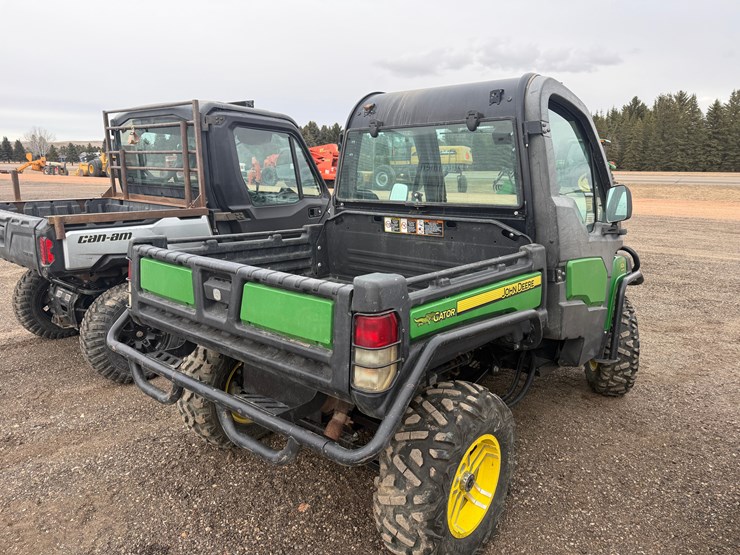 2015-john-deere-gator-image-5