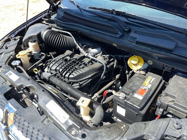 2014-dodge-grand-caravan-image-7