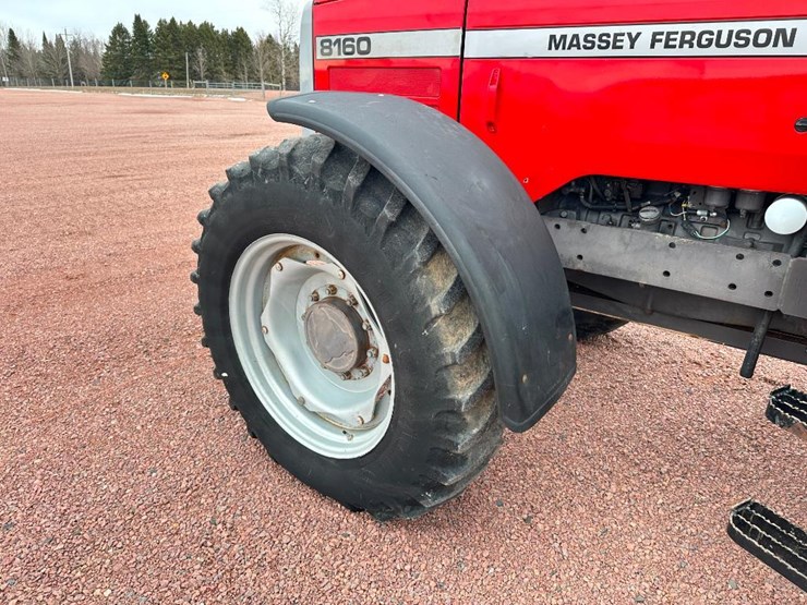 massey-ferguson-8160-image-14