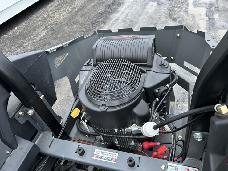 2023-spartan-srt-xde-zero-turn-mower-image-25