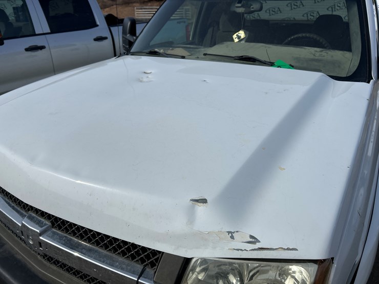 2006-chevrolet-2500-image-13