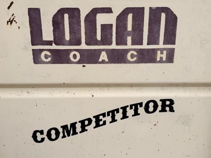 l2---1994-logan-coachman-3-horse-trailer-image-15