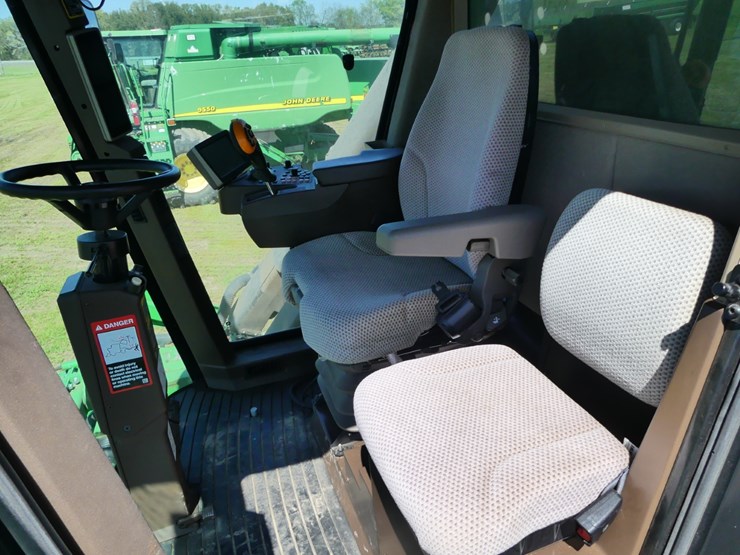 john-deere-cp690-image-23