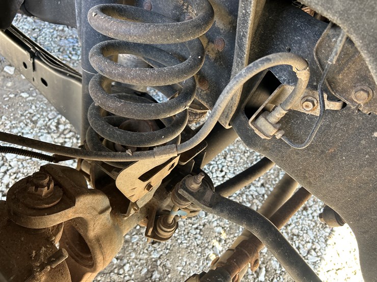 2011-ford-f550-image-42