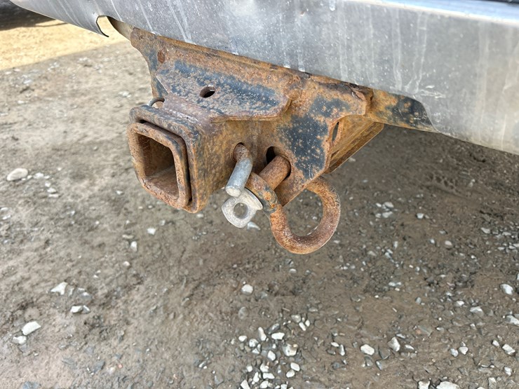 2018-chevrolet-2500-image-28