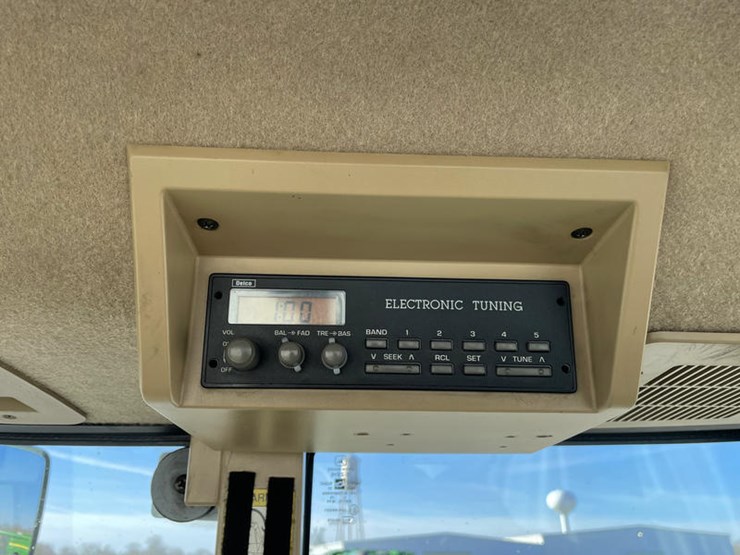 1997-john-deere-7810-image-61