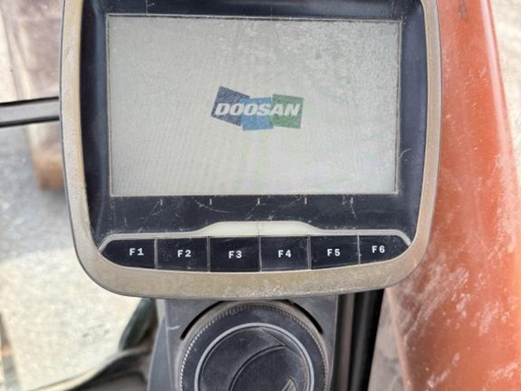doosan-dx225-lc-3-image-12