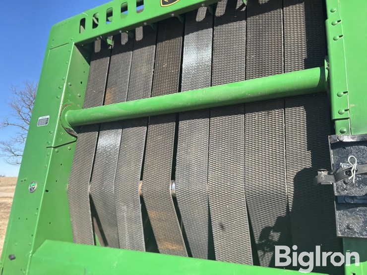 2023-john-deere-560m-image-19