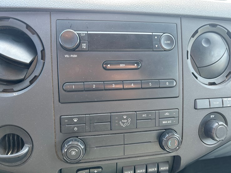 2011-ford-f550-image-62