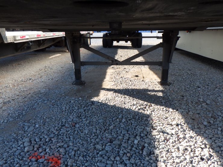 2018-hyundai-translead-image-4