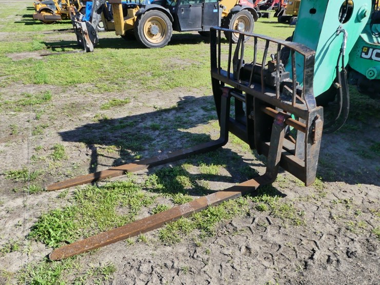 2016-jcb-507-42-image-2