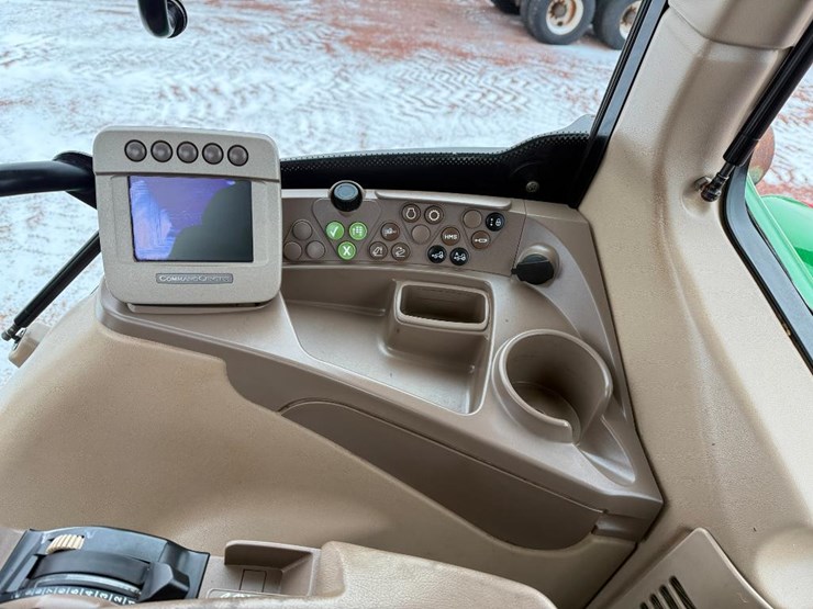 john-deere-7330-premium-image-60