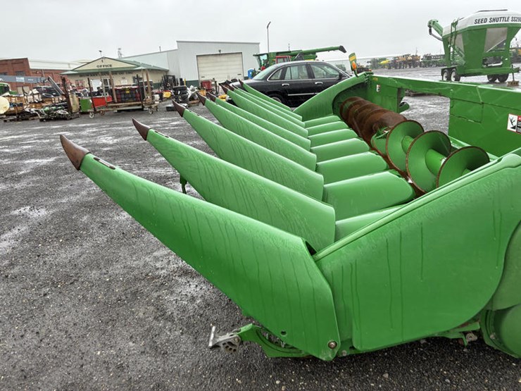 2008-john-deere-608c-image-5