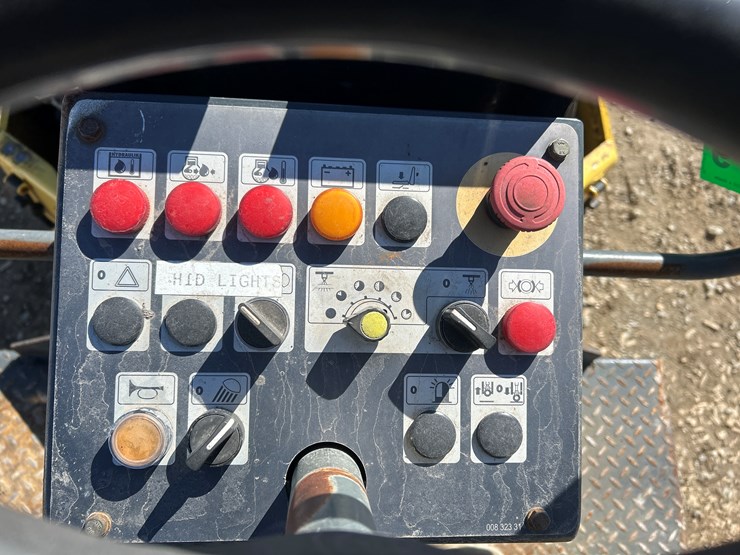 2007-bomag-bw138ad-image-43