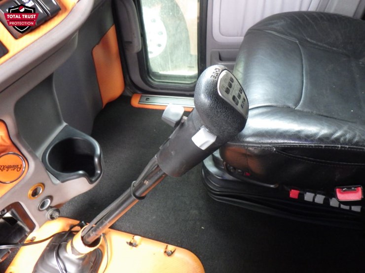 2023-peterbilt-389-image-20