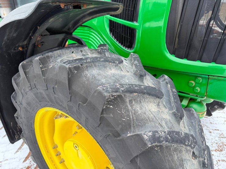 john-deere-7330-premium-image-13