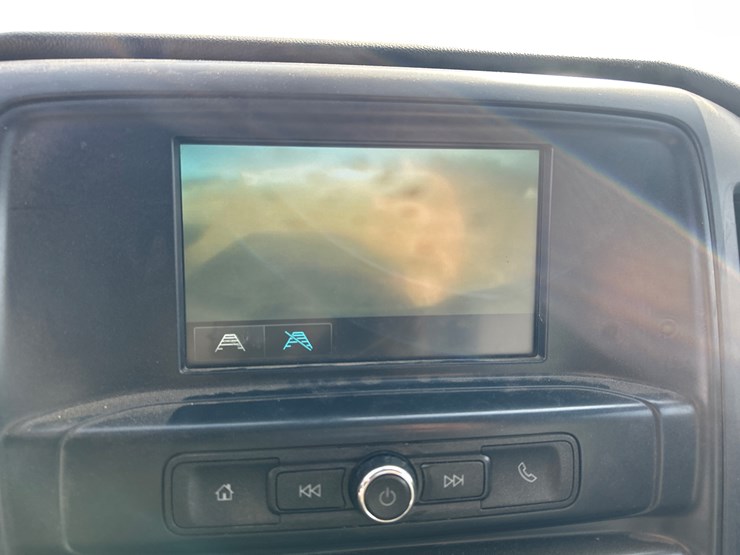 2018-chevrolet-2500-image-54