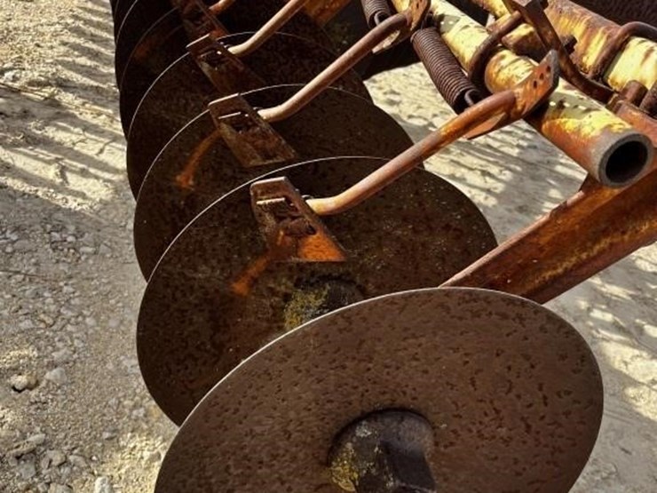 john-deere-110-image-12