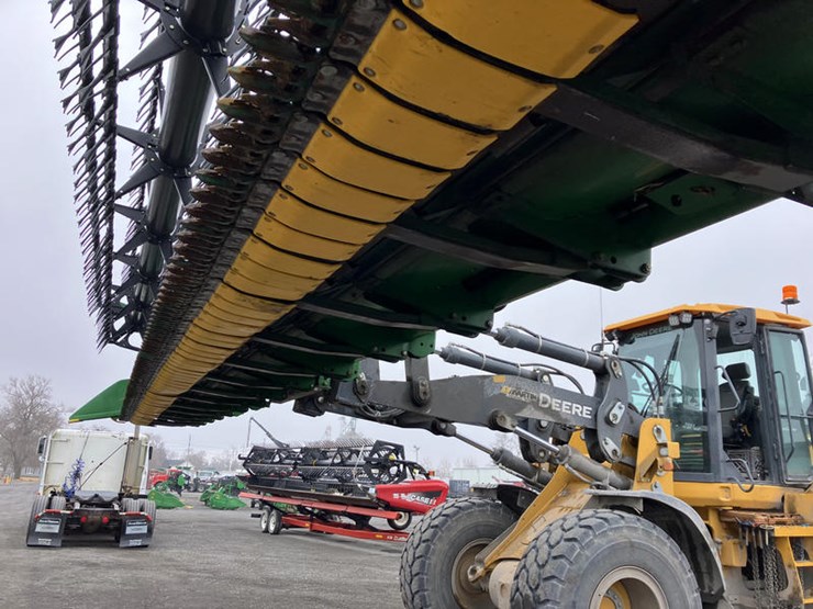 2018-john-deere-635f-image-21