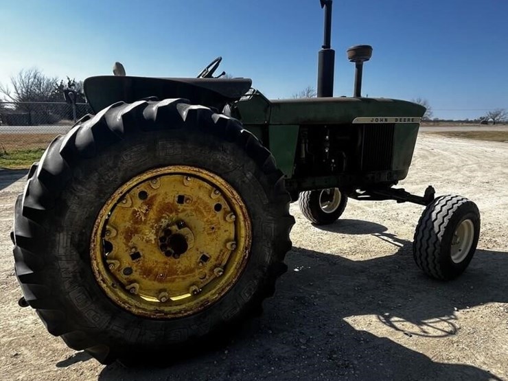 john-deere-4020-image-5