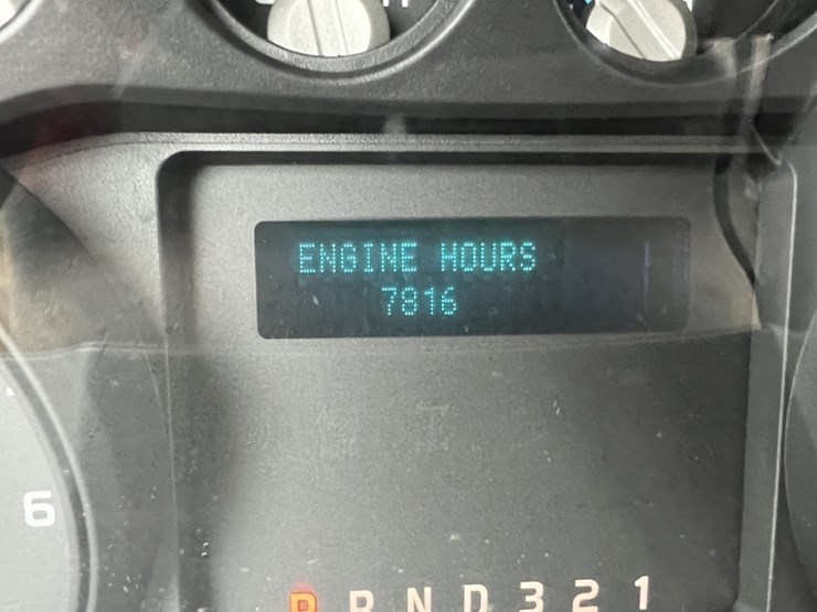 2012-ford-f550-image-30