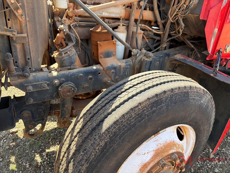 1993-mack-rd690s-image-24