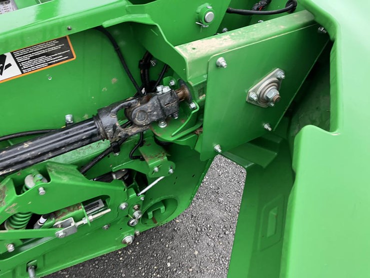 2024-john-deere-rd35f-image-10