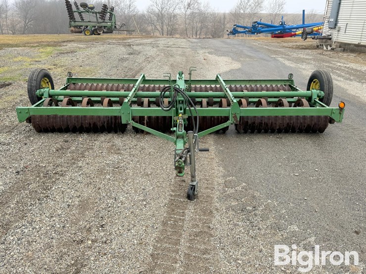 john-deere-14-image-2