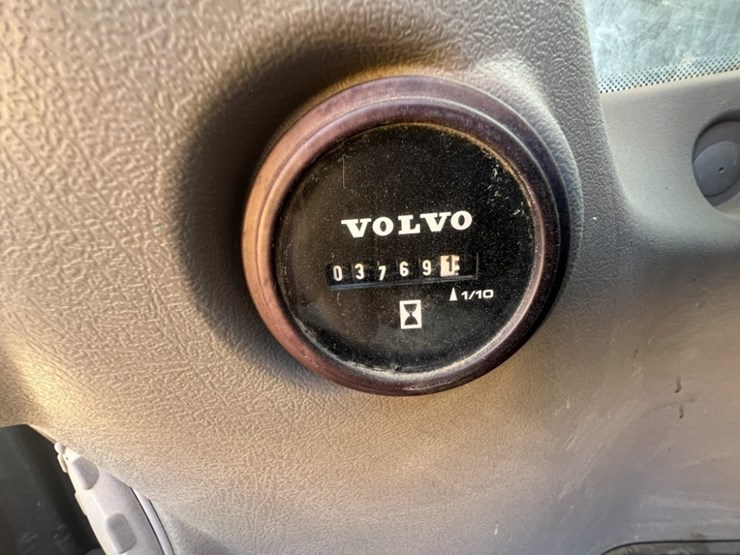 2019-volvo-ec380el-image-24