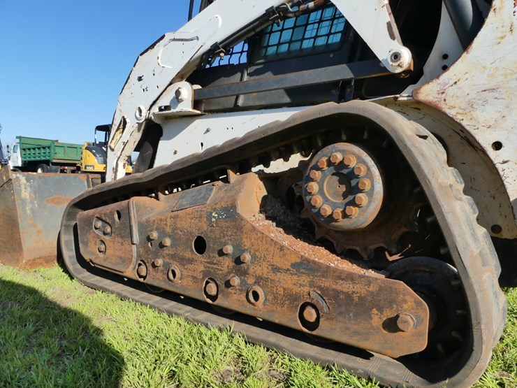 2013-bobcat-t190-image-8