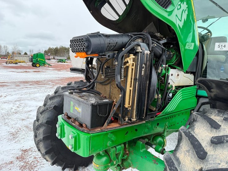 john-deere-7330-premium-image-45