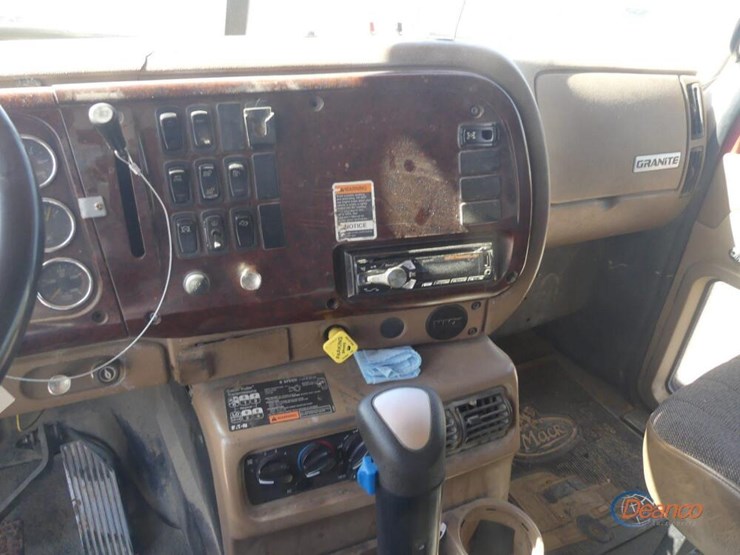 2006-mack-granite-cv713-image-15