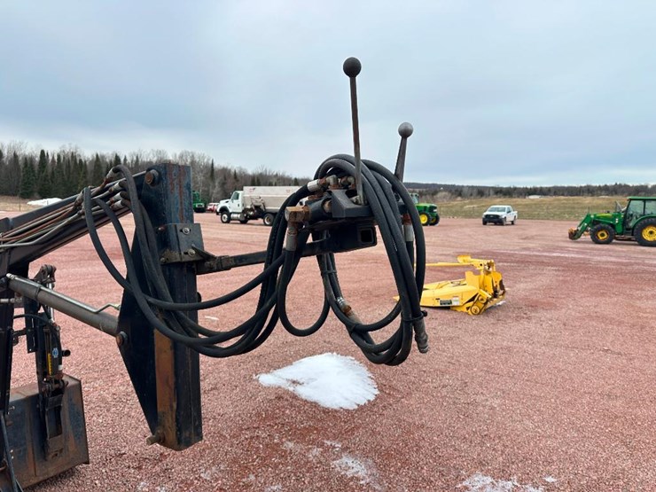 farmhand-xl740-image-5