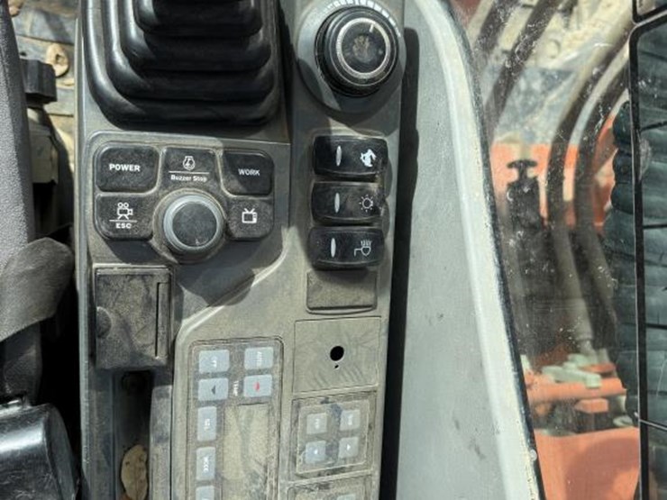 doosan-dx225-lc-3-image-14