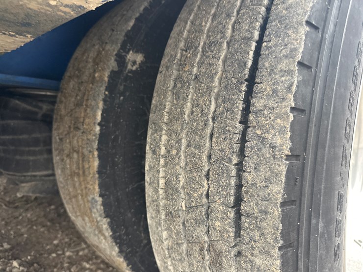 2022-globe-lowboy-image-47