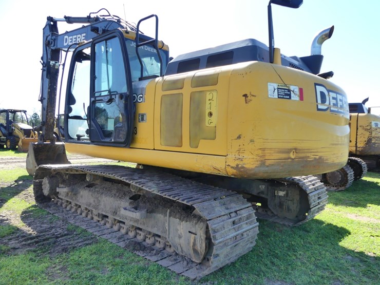deere-210g-lc-image-4