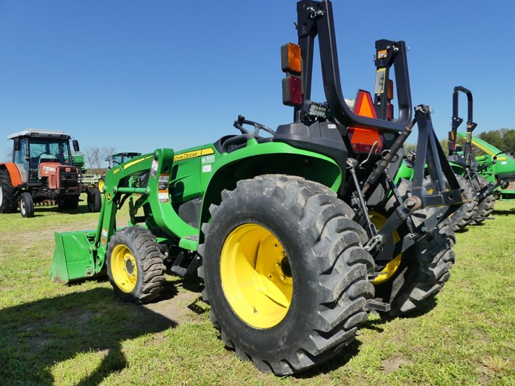 john-deere-3025e-image-4
