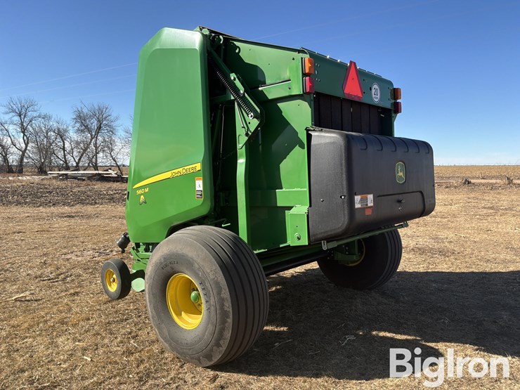 2023-john-deere-560m-image-7
