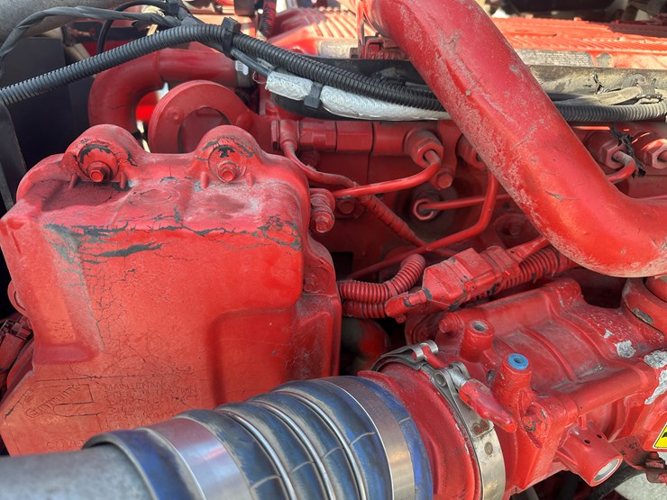 2017-kenworth-t680-image-47