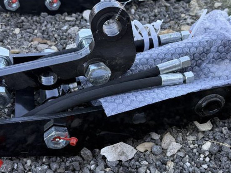 #246-•-mini-excavator-hydraulic-thumb-image-1