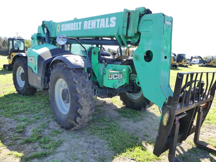 2016-jcb-507-42-image-3