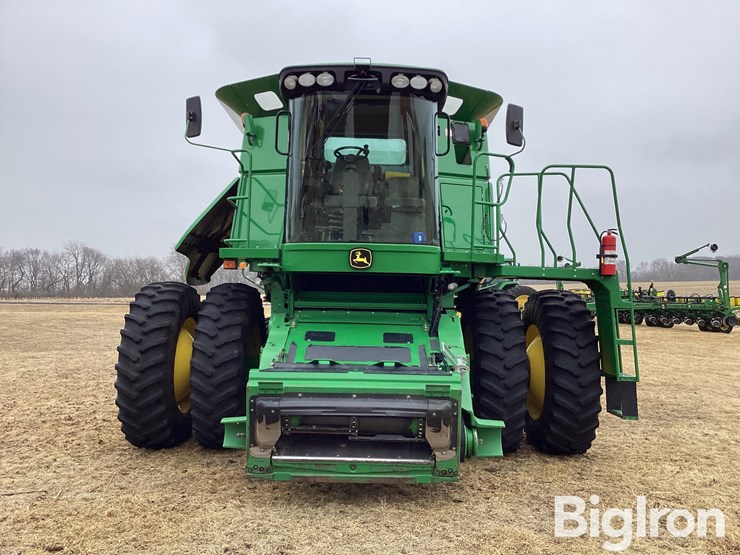 2010-john-deere-9770-sts-image-2