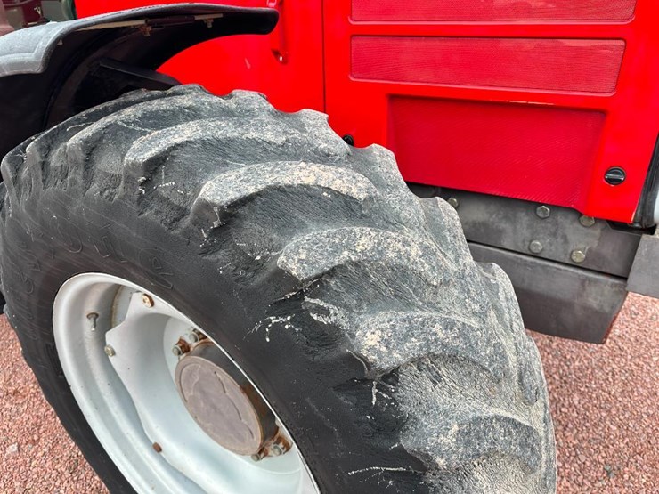 massey-ferguson-8160-image-13