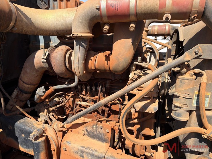 1993-mack-rd690s-image-25